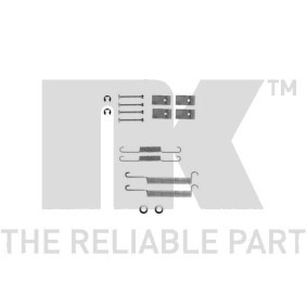 Compre Kit de accesorios de las zapatas de freno de NK online para RX 7 I (SA) a precios moderados