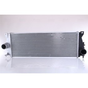 Acquista Intercooler da NISSENS online per Discovery II (L318) a prezzi moderati
