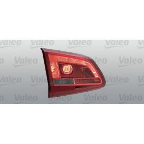 Køb Baglygte af VALEO 044463 til den lave pris 635,28 DKK