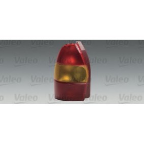 Køb Baglygte af VALEO 086712 til den lave pris 481,31 DKK