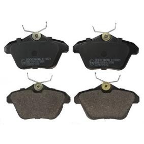 Acquista Kit pastiglie freni da DENCKERMANN B110921 a buon mercato per soli 26,11 €