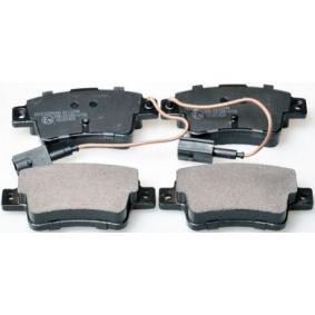 Acquista Kit pastiglie freni da DENCKERMANN B111244 a buon mercato per soli 25,76 €
