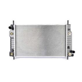 Achetez des Radiateur du moteur BSG BSG 30-520-019 à prix pour 207,80 €