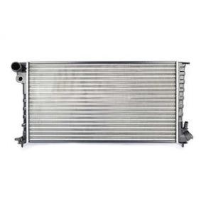Achetez des Radiateur du moteur BSG BSG 70-520-006 à prix pour 118,12 €
