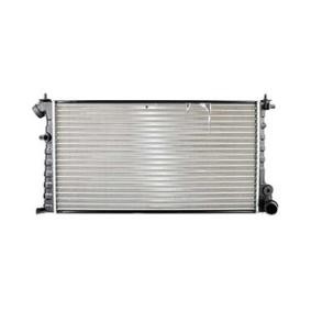 Achetez des Radiateur du moteur BSG BSG 70-520-015 à prix pour 120,00 €