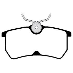 Acquista Kit pastiglie freni da RAICAM RA.0681.0 a buon mercato per soli 70,74 €