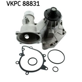 Wasserpumpe VKPC 86813 für RENAULT TRUCKS