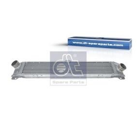 Köp Intercooler av DT Spare Parts 12.25026 till det låga priset 3728,99 kr