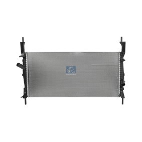 Köp Kylare av DT Spare Parts 13.42104 till det låga priset 2796,21 kr