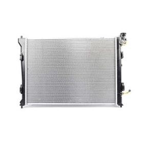 Acquista Radiatore motore da BSG BSG 40-520-011 a buon mercato per soli 178,22 €
