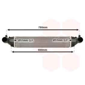 Kjøp Intercooler av VAN WEZEL 37014700 til den lave prisen 1665,47 NOK