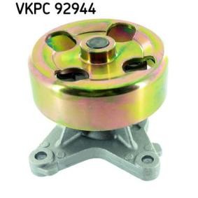 Achetez des Pompe à eau SKF VKPC 92944 à prix pour 51,37 €