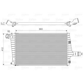 Köp Intercooler av VALEO 818657 till det låga priset 3203,08 kr