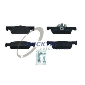 Acquista Kit pastiglie freni da TRUCKTEC AUTOMOTIVE 02.35.552 a buon mercato per soli 30,91 €