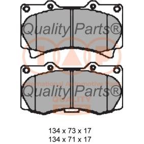 Comprar Juego de pastillas de freno de IAP QUALITY PARTS 704-00064 a bajo precio de 184,31 €