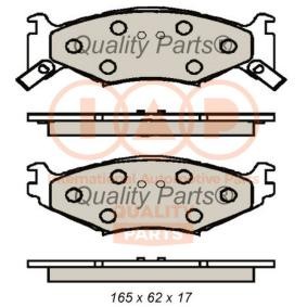 Köp Bromsbelägg av IAP QUALITY PARTS 704-02011 till det låga priset 1326,60 kr