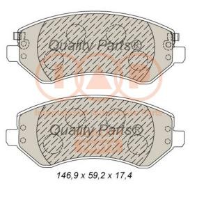 Köp Bromsbelägg av IAP QUALITY PARTS 704-02018 till det låga priset 1530,98 kr