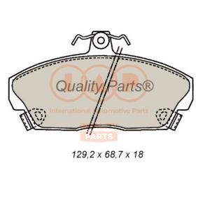 Acquista Kit pastiglie freni da IAP QUALITY PARTS 704-06021 a buon mercato per soli 68,51 €