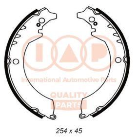 Bremsbackensatz von IAP QUALITY PARTS