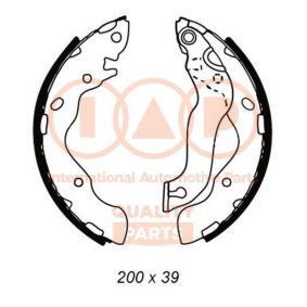 Bremsbackensatz für HYUNDAI von IAP QUALITY PARTS