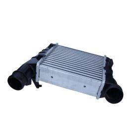 Köp Intercooler av MAXGEAR AC680187 till det låga priset 1211,90 kr