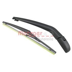 Compre Brazo de limpiaparabrisas de METZGER online para Yaris Hatchback (_P13_) a precios moderados