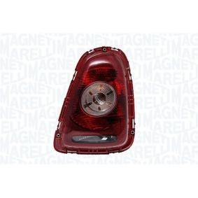 Acquista Fanale posteriore da MAGNETI MARELLI 715104120000 a buon mercato per soli 132,22 €