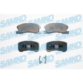 Acquista Kit pastiglie freni da SAMKO 5SP1042 a buon mercato per soli 19,71 €