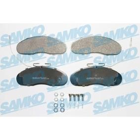 Acquista Kit pastiglie freni da SAMKO 5SP976 a buon mercato per soli 27,94 €