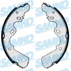 Acquista Kit ganasce freni da SAMKO 85820 a buon mercato per soli 27,27 €
