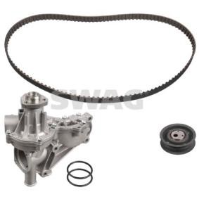 Achetez des Kit de distribution + pompe à eau SWAG 33 10 1388 à prix pour 94,20 €