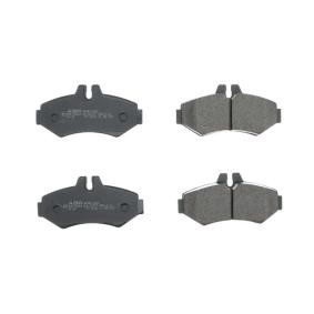 Comprar Juego de pastillas de freno de AISIN BPMB-2020 a bajo precio de 38,26 €