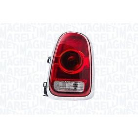 Acquista Fanale posteriore da MAGNETI MARELLI 715104272000 a buon mercato per soli 262,73 €