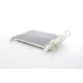 Acquista Radiatore motore da BSG BSG 25-520-016 a buon mercato per soli 128,70 €