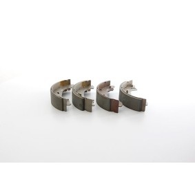 Bremsbackensatz BSG 30-205-024 für RENAULT