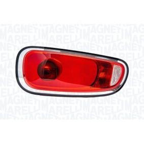 Acquista Fanale posteriore da MAGNETI MARELLI 715104266000 a buon mercato per soli 179,76 €