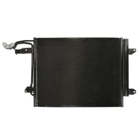 Compre Condensador de aire acondicionado de THERMOTEC online para Caddy III Familiar (2KB, 2KJ, 2CB, 2CJ) a precios moderados