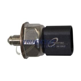 Køb Sensor, brændstoftryk af TRUCKTEC AUTOMOTIVE 07.17.173 til den lave pris 610,53 DKK