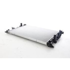 Achetez des Radiateur du moteur BSG BSG 30-520-046 à prix pour 187,57 €