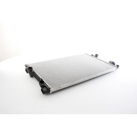 Achetez des Radiateur du moteur BSG BSG 68-520-003 à prix pour 306,45 €