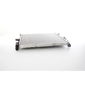 Achetez des Radiateur du moteur BSG BSG 90-520-040 à prix pour 277,08 €