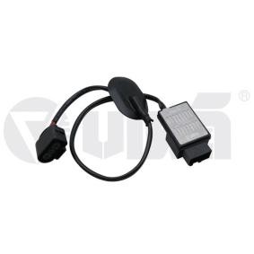Steuergerät, Kraftstoffpumpe 99061830701