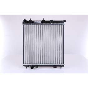 Kjøp Radiator, motorkjøling av NISSENS 61277 til den lave prisen 756,59 NOK
