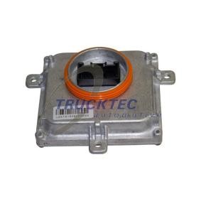 Achetez des Appareil de commande, système d'éclairage TRUCKTEC AUTOMOTIVE 07.58.069 à prix pour 61,89 €