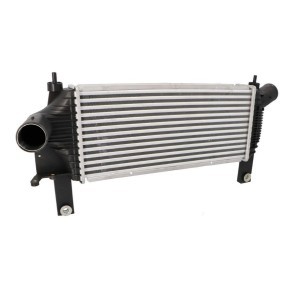 Ladeluftkühler für NISSAN von CLIMTEX