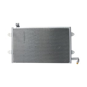 Compre Condensador de aire acondicionado de BOSCH online para Golf IV Cabrio (1E) a precios moderados