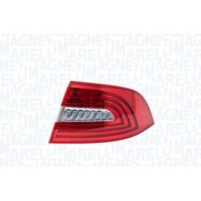 Acquista Fanale posteriore da MAGNETI MARELLI 715010415500 a buon mercato per soli 484,17 €