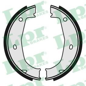 Comprar Zapata de freno de mano de LPR 04685 a bajo precio de 16,57 €