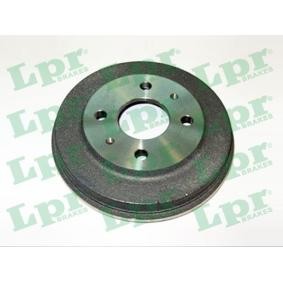 Achetez des Tambour de frein LPR 7D0251 à prix pour 22,85 €