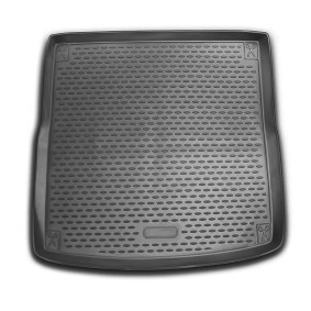 Compre Bandeja de porta-malas da OMAC 1110250 a um preço baixo por 66,36 €